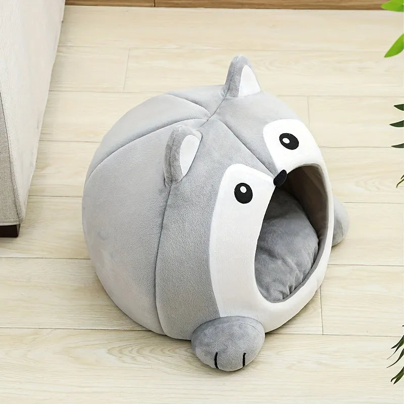 Soft and durable cat bed in grey with a spacious interior and stylish design