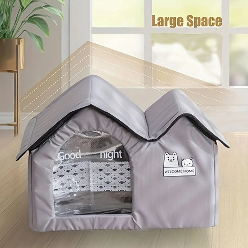 Spacious winter cat shelter with a cozy design and durable structure for cold weather.